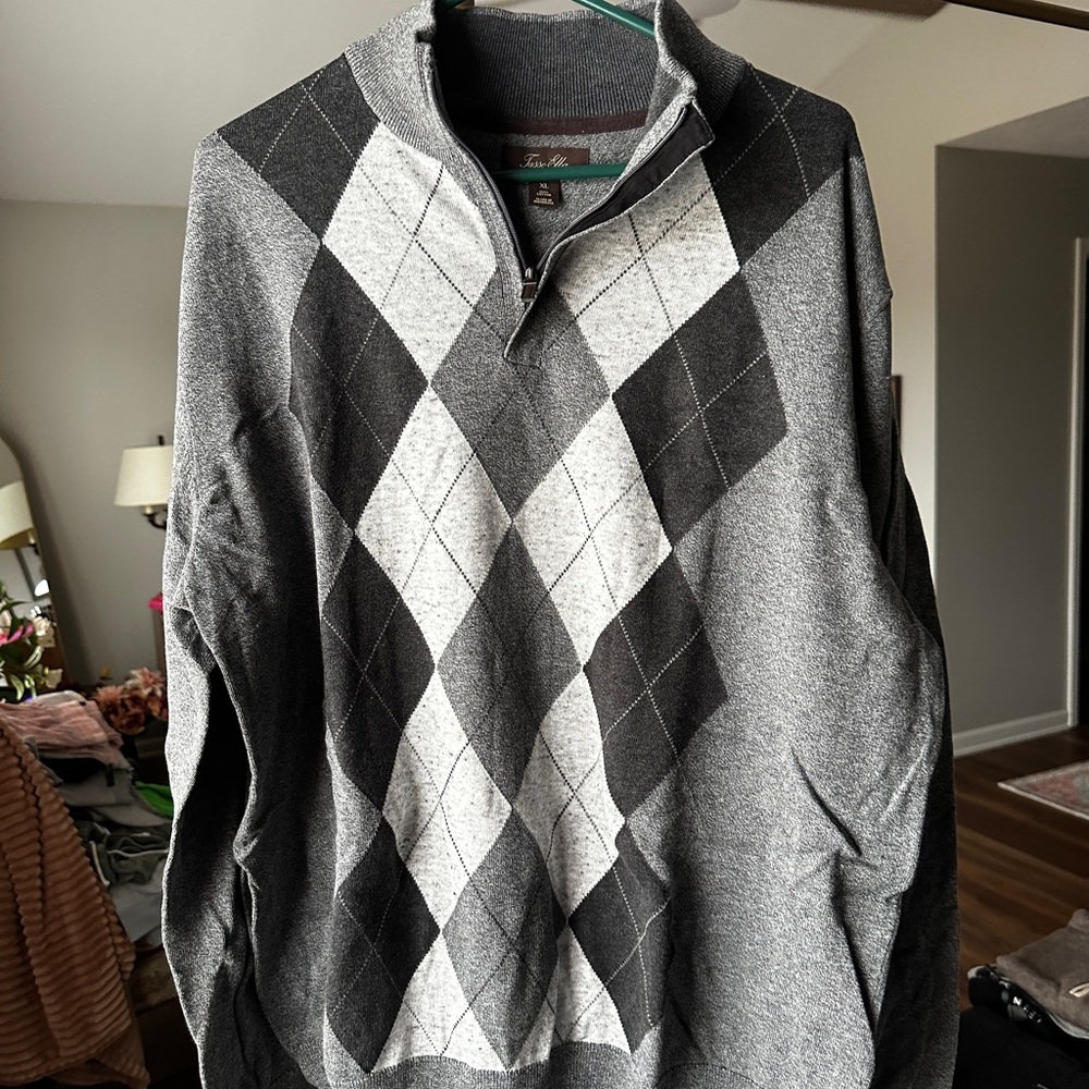 Tasso Elba Black and Gray Argyle Zip-Up Sweater